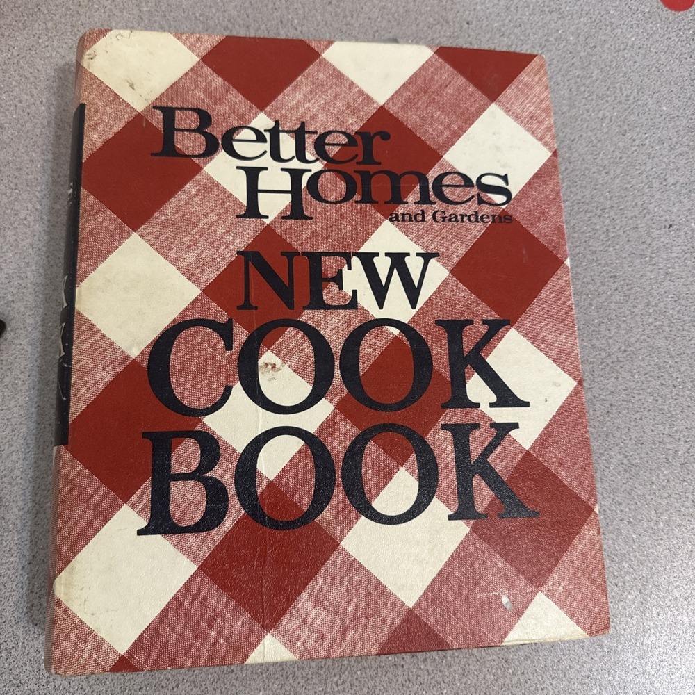 Better Homes and Gardens New Cook Book 1969 Second Printing 5-Ring Binder BH&G